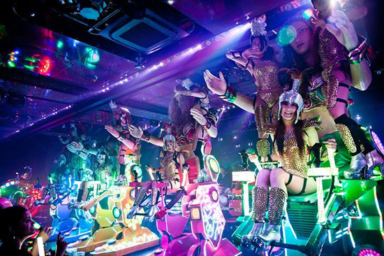 C(j)˲͏dYψDܥåȥ쥹ȥ/Robot Restaurant